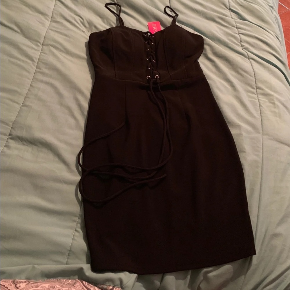 Lace up body-con black dress